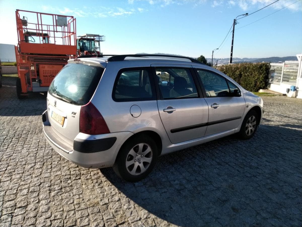 Peugeot 307 SW 1.4 HDI — imagem 5