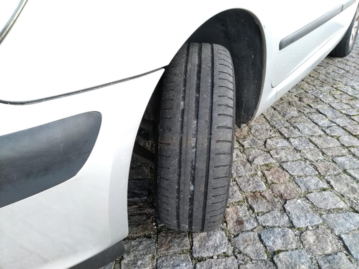 Peugeot 307 SW 1.4 HDI — imagem 21