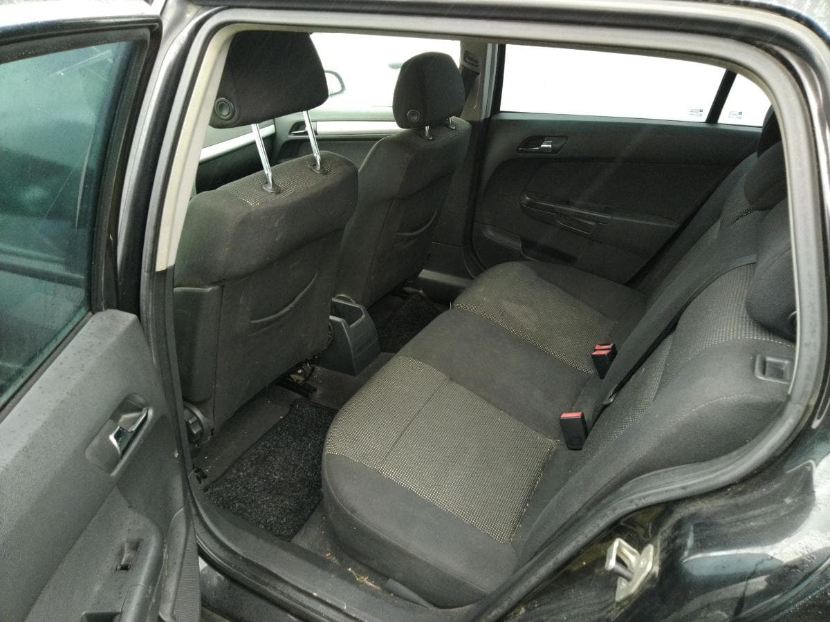 Opel Astra 1.3 CDTI — image 14