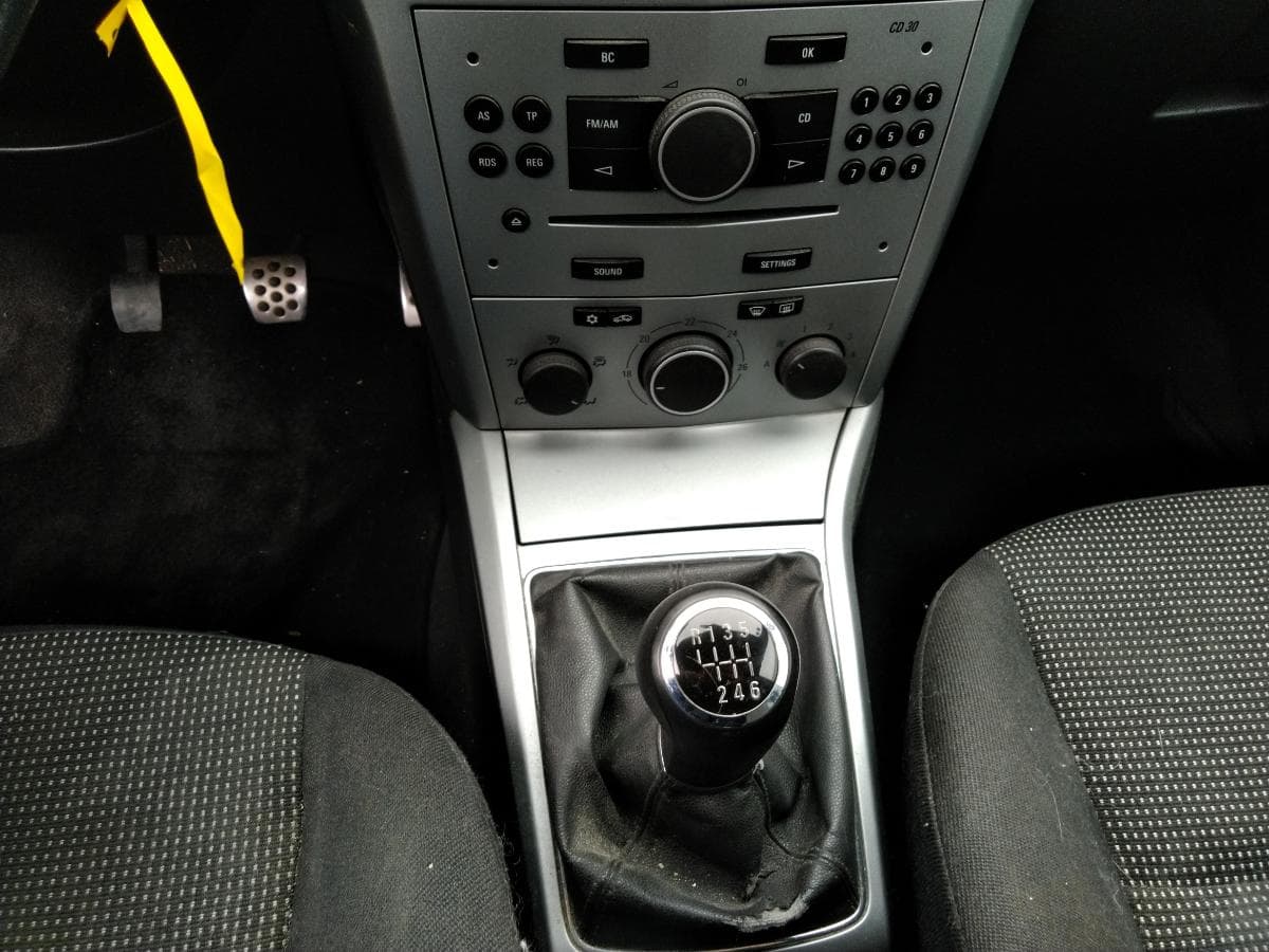 Opel Astra 1.3 CDTI — image 12