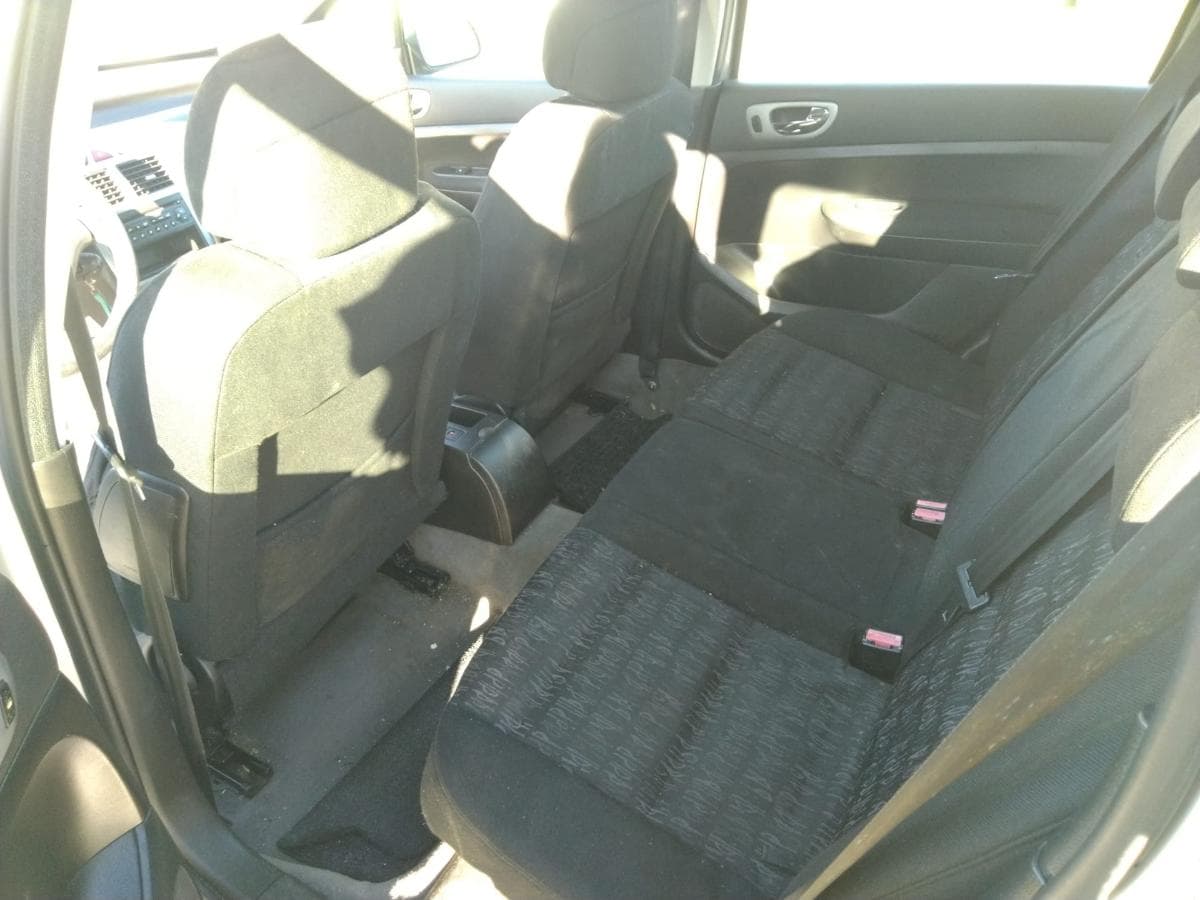 Peugeot 307 SW 1.4 HDI — imagem 13