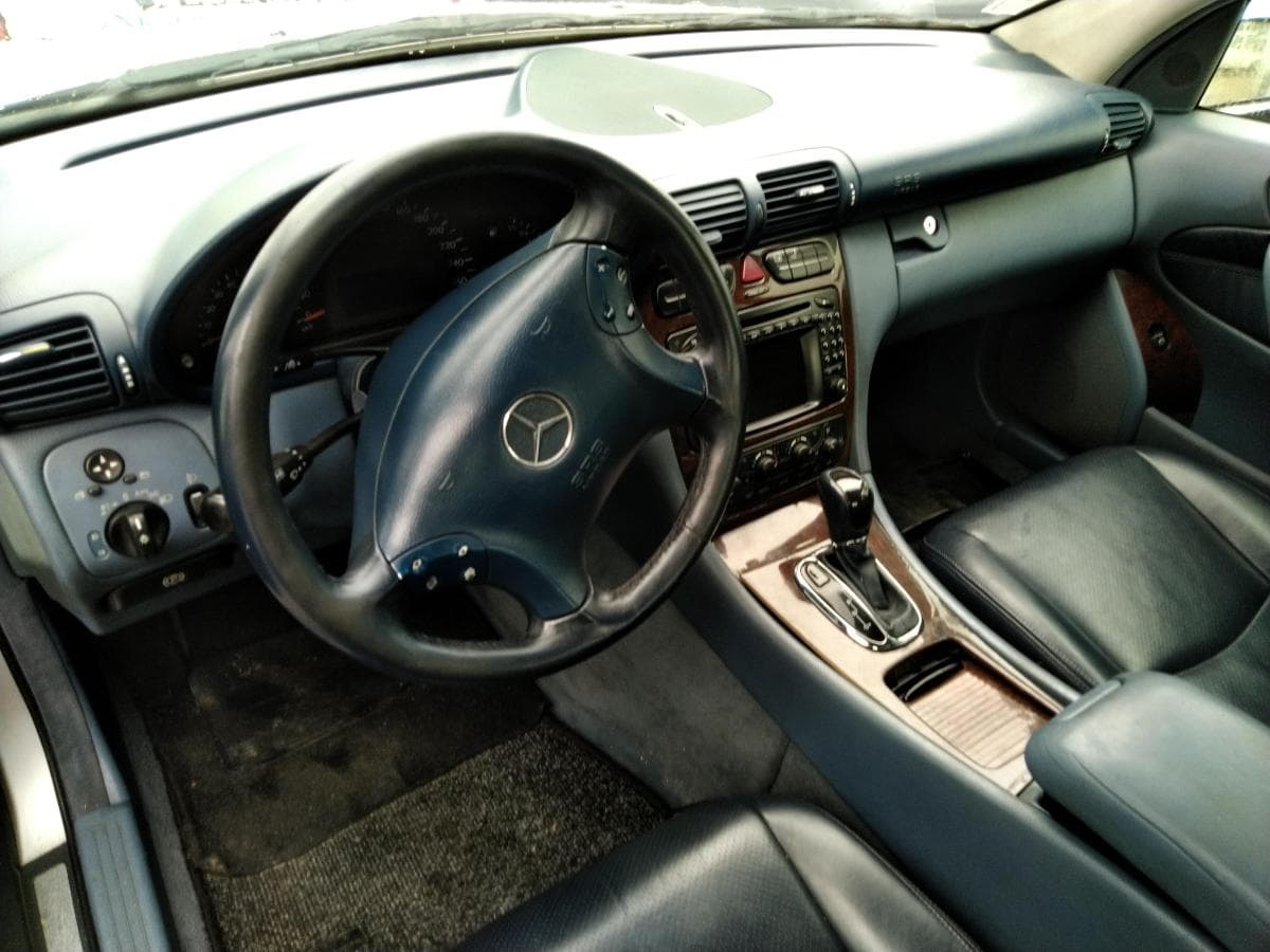 Mercedes-Benz C220 CDI · Redução de Valor — imagem 9