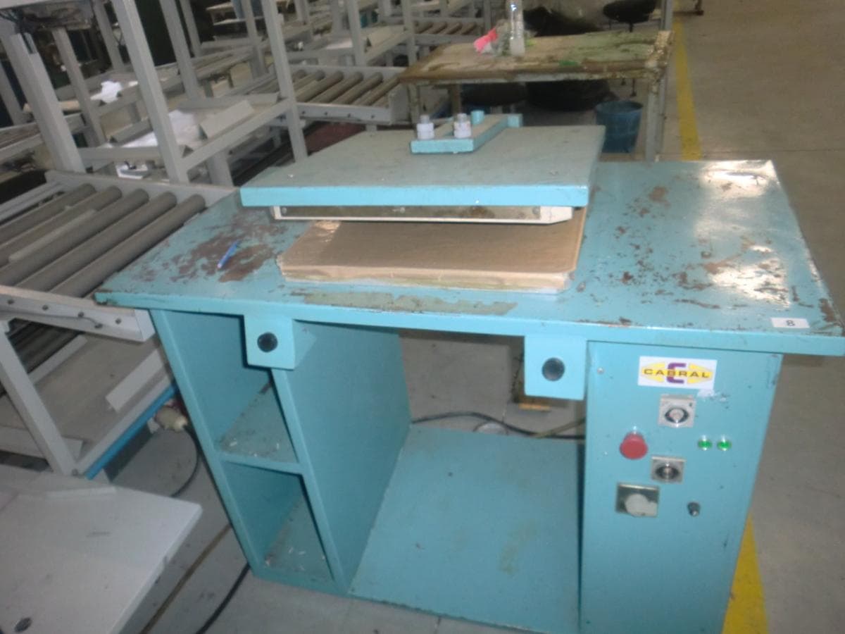 Máquina de pratos para entretelar — imagem 2
