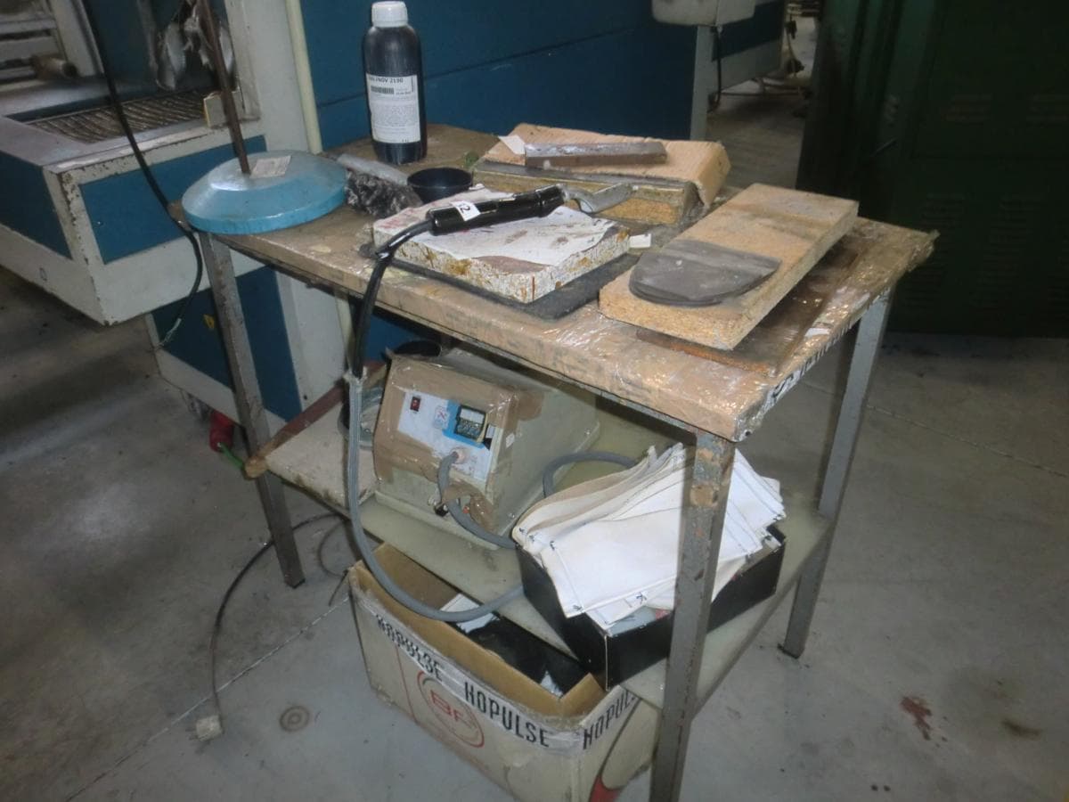 Escovadeira  + Máquina com ferro — imagem 2