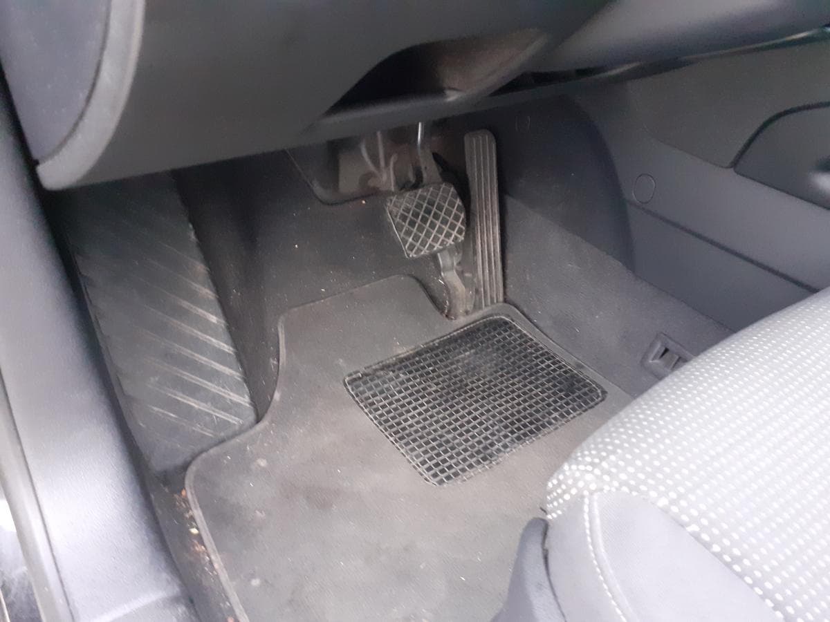 Audi A3 Sportback 2.0 TDI — imagem 8