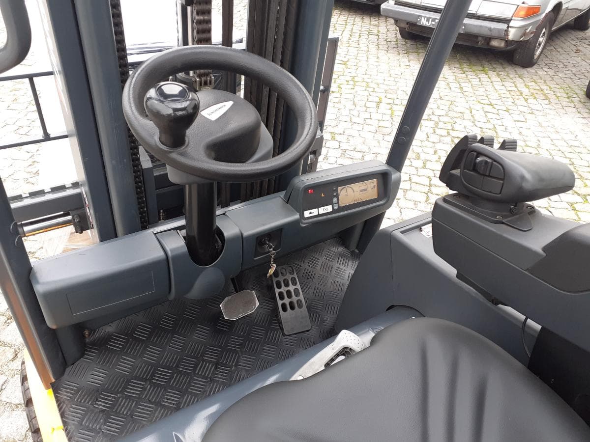 Empilhador elétrico Jungheirich EFG 220 — imagem 7