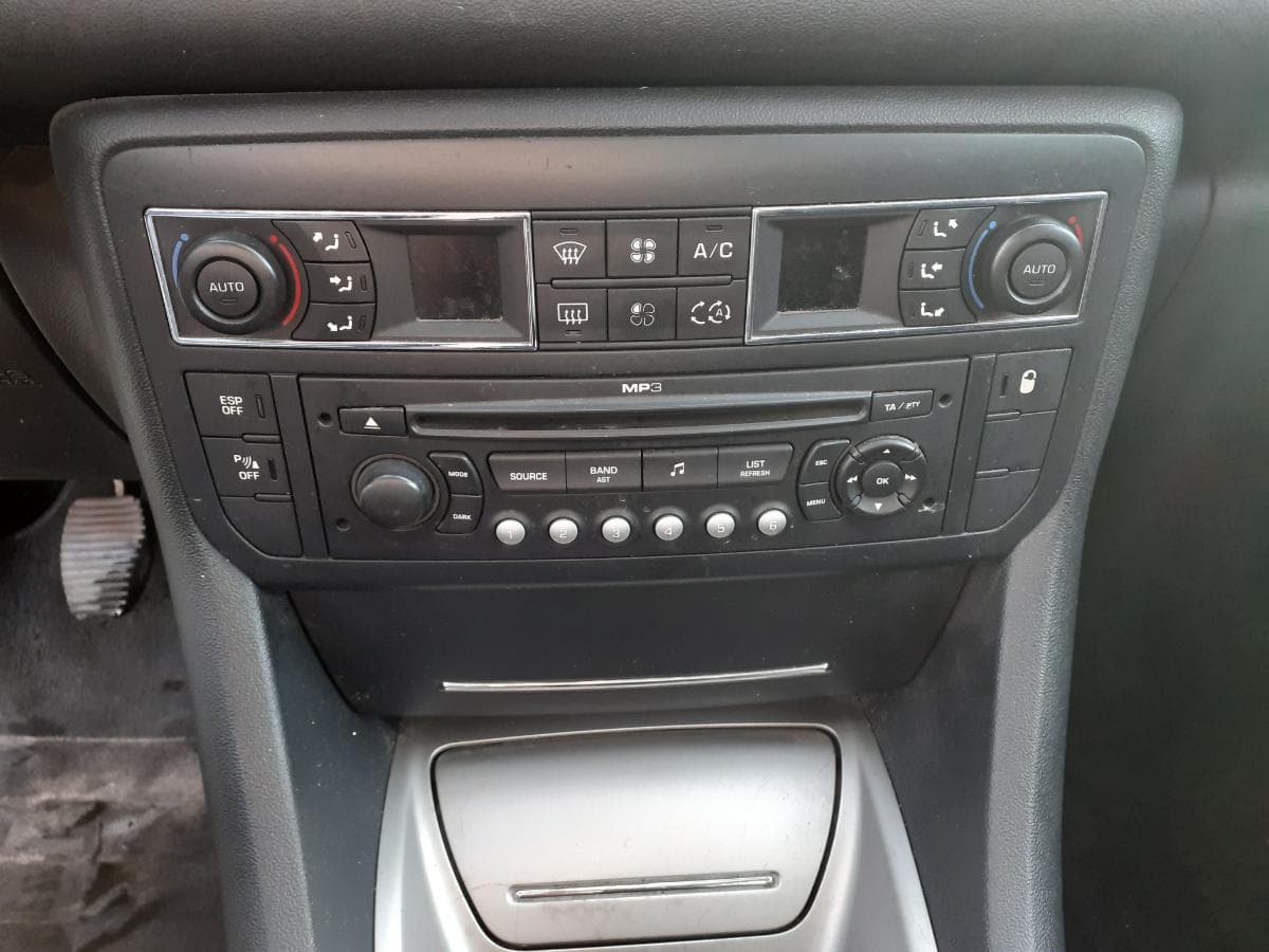 Citroën C5 1.6 HDI — image 11
