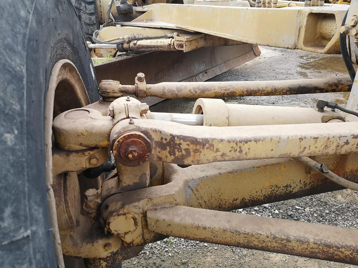 Niveladora Caterpillar 14G — image 7