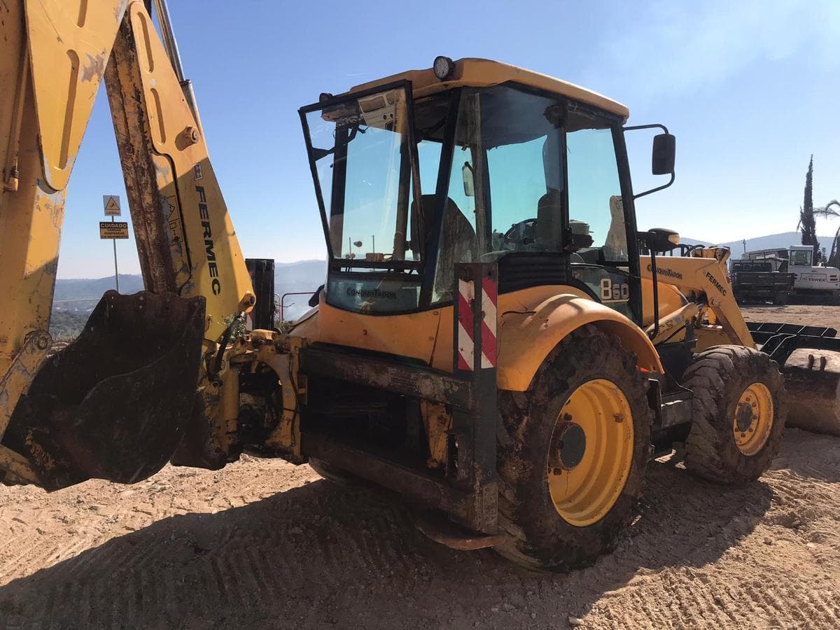 Mixta Fermec 860 — imagem 2