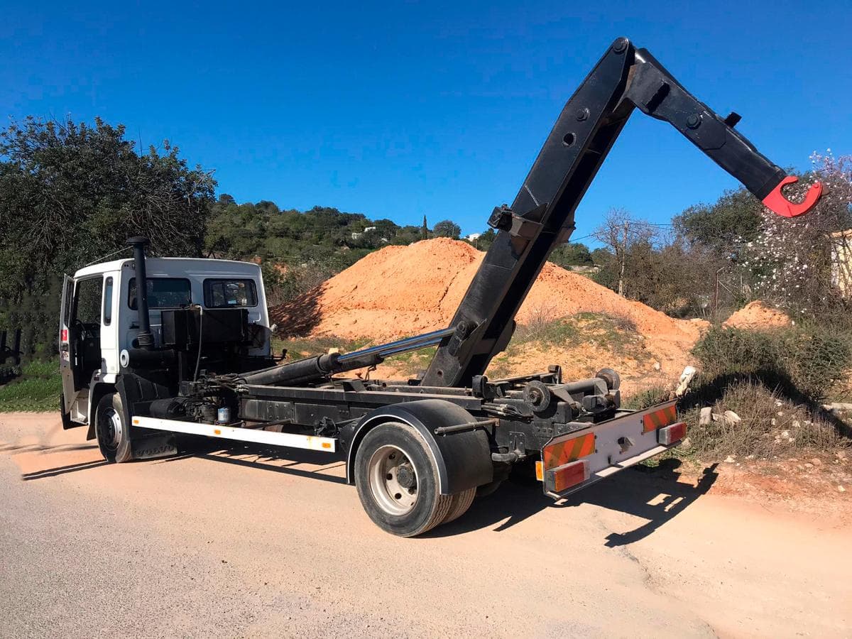 Camión Volvo FL6 Turbo Multilif — image 4