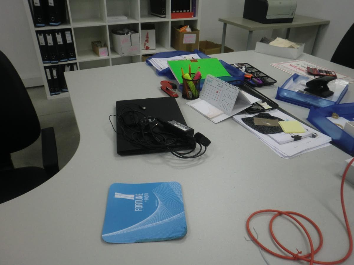 Equipamento de Escritório + Equipamento Informático + Diversos — imagen 21