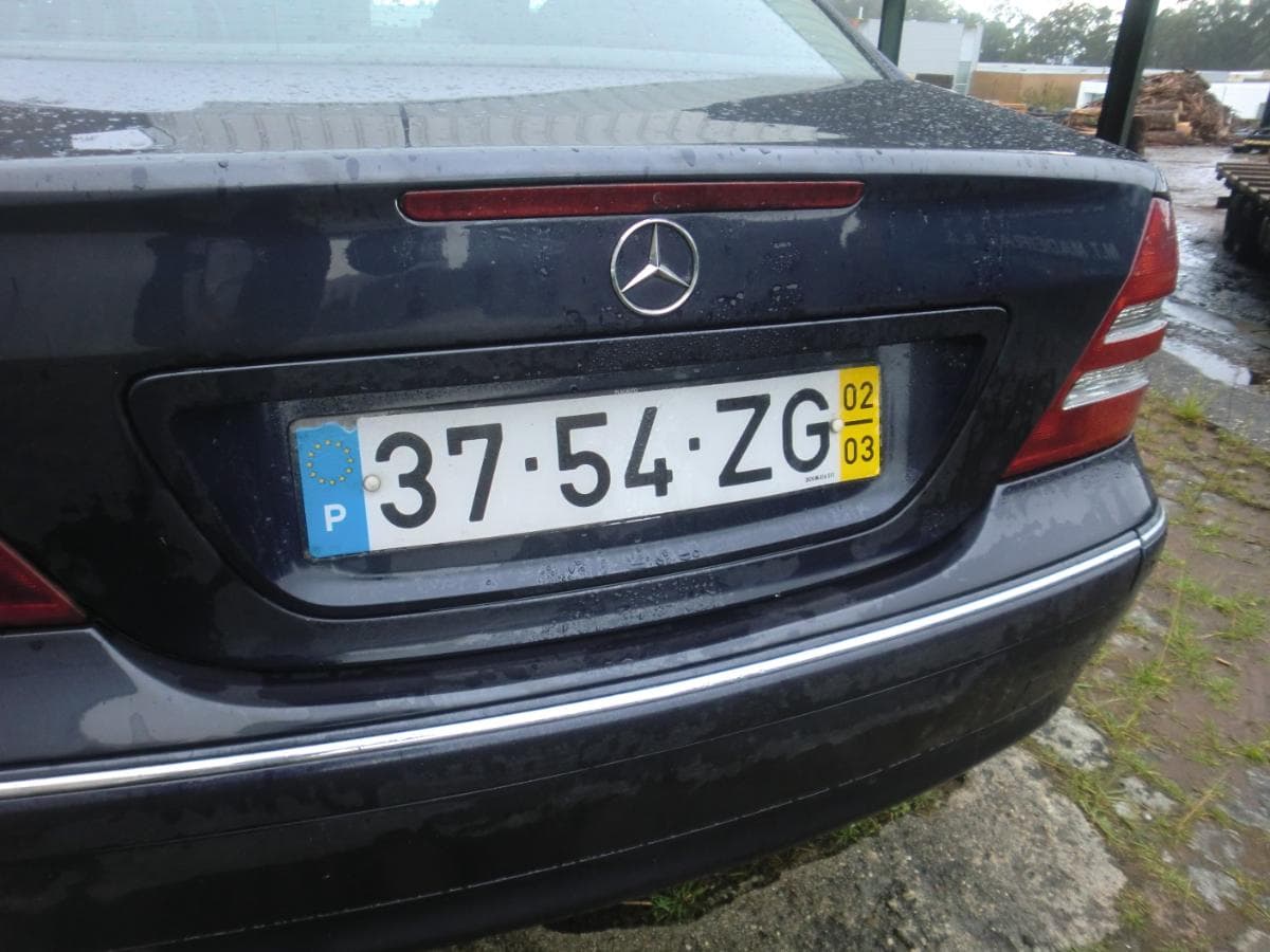 MERCEDES-BENZ C — imagem 3