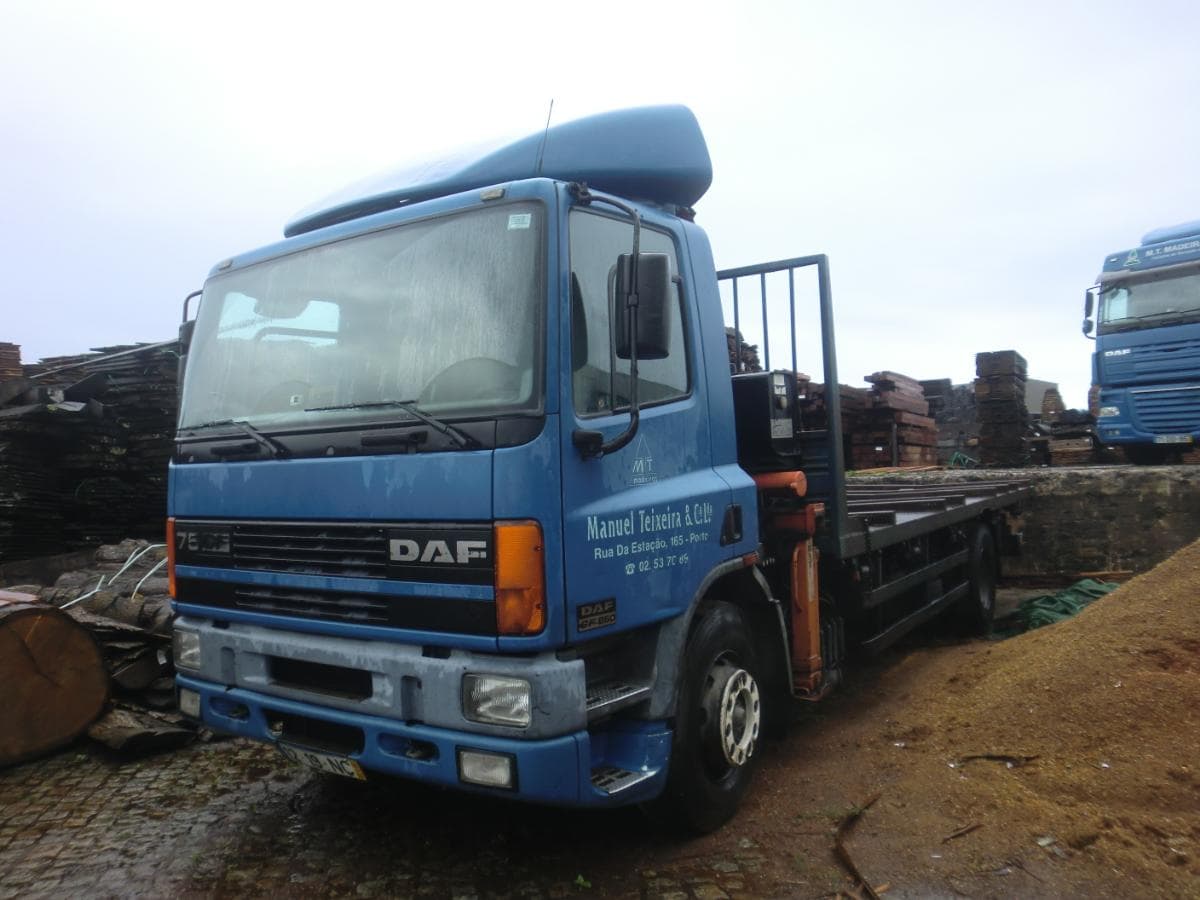 DAF 75 CF 250 — imagem 1