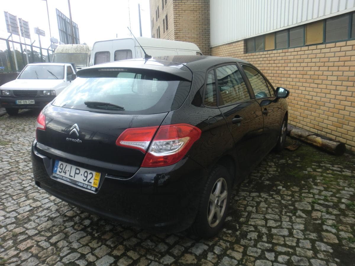 CITROËN C4 — image 4