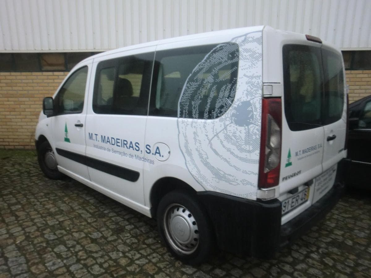 PEUGEOT EXPERT — image 1