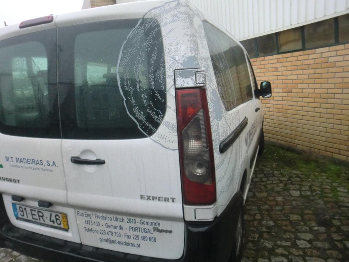 PEUGEOT EXPERT — image 4