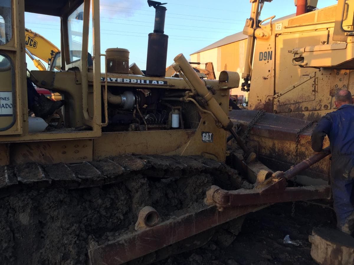 Bulldozer Cat D6C — imagem 4