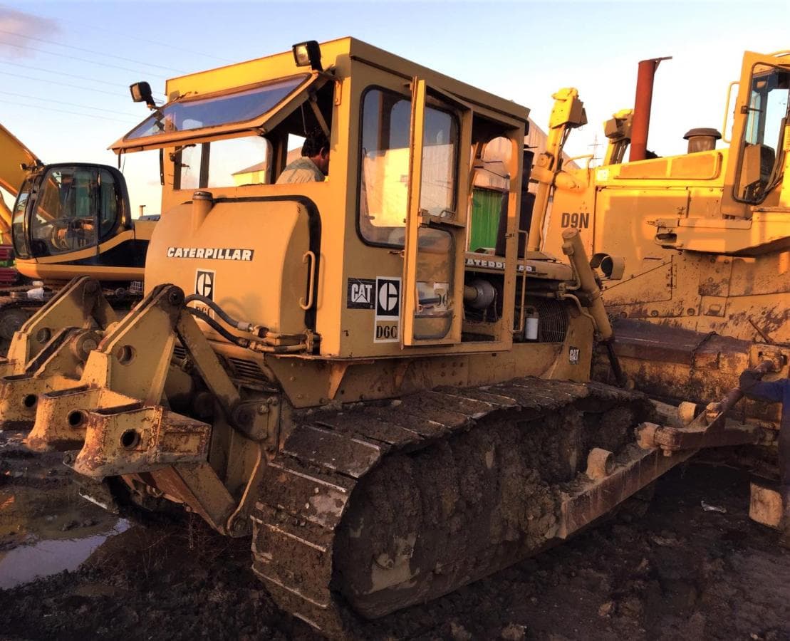 Bulldozer Cat D6C — imagem 1