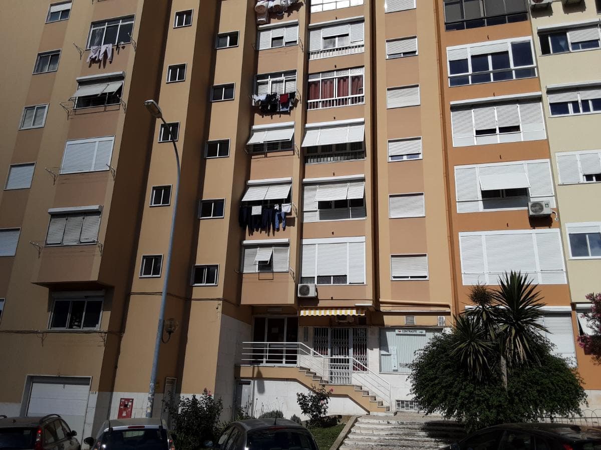 1/2 Apartamento T3 · Amadora — imagen 9