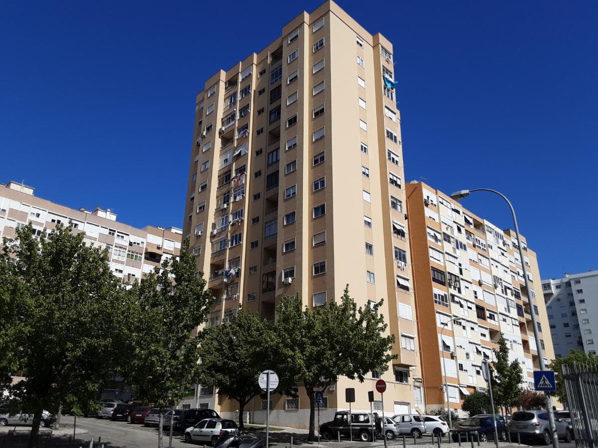 1/2 Apartamento T3 · Amadora — imagen 12