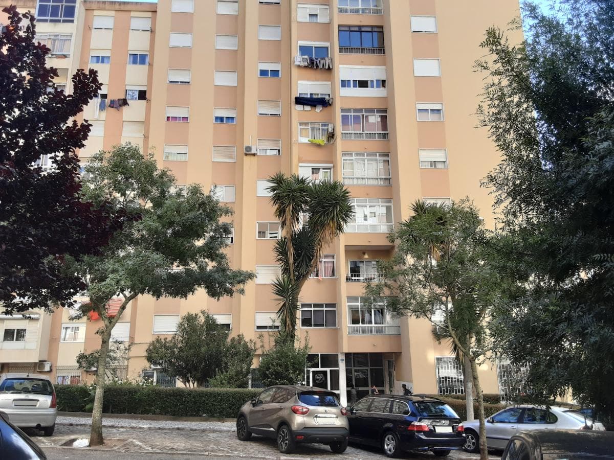 1/2 Apartamento T3 · Amadora — imagen 10