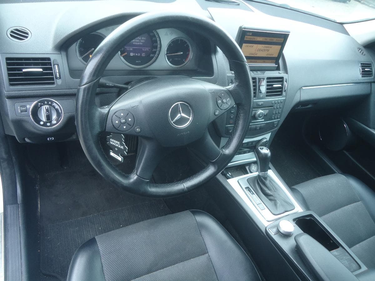 Mercedes-Benz C 220 CDI · Año 2007 — imagen 9