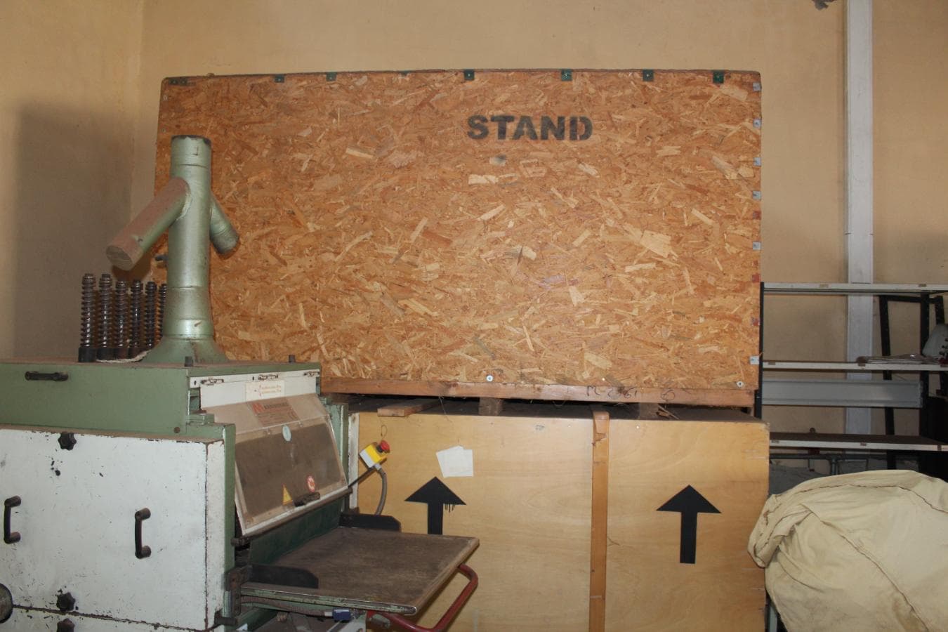 Stand + Compressor + Máquina de coser + Balança + Equipamentos — imagem 8