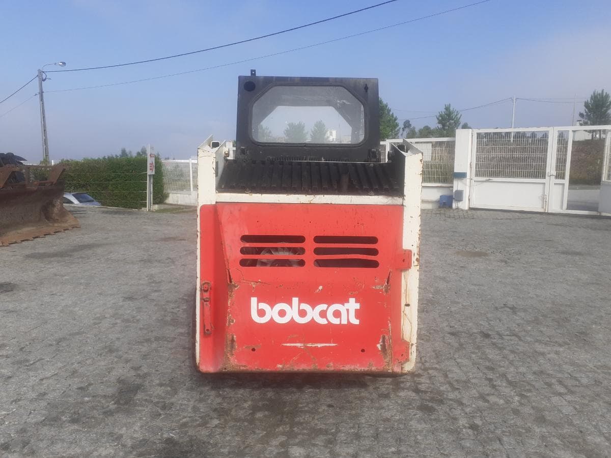 Mini Pá Carregadora Bobcat — imagen 5