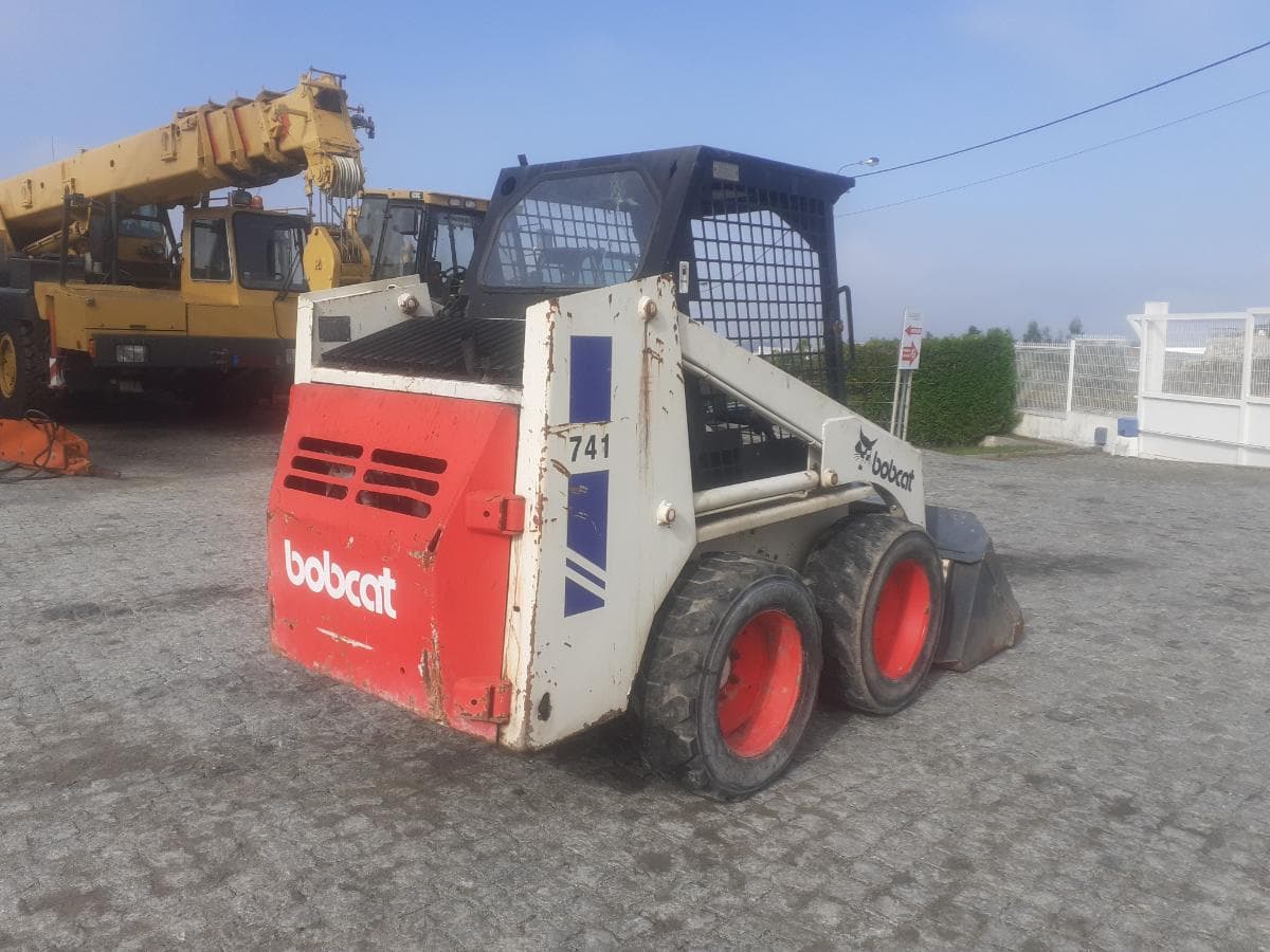 Mini Pá Carregadora Bobcat — imagen 6