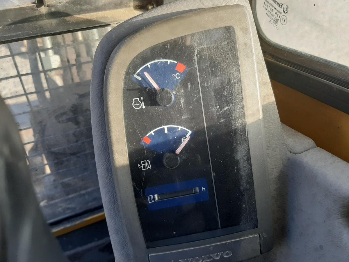 Mini Giratória Volvo ECR 38 · Ano 2007 — imagem 7