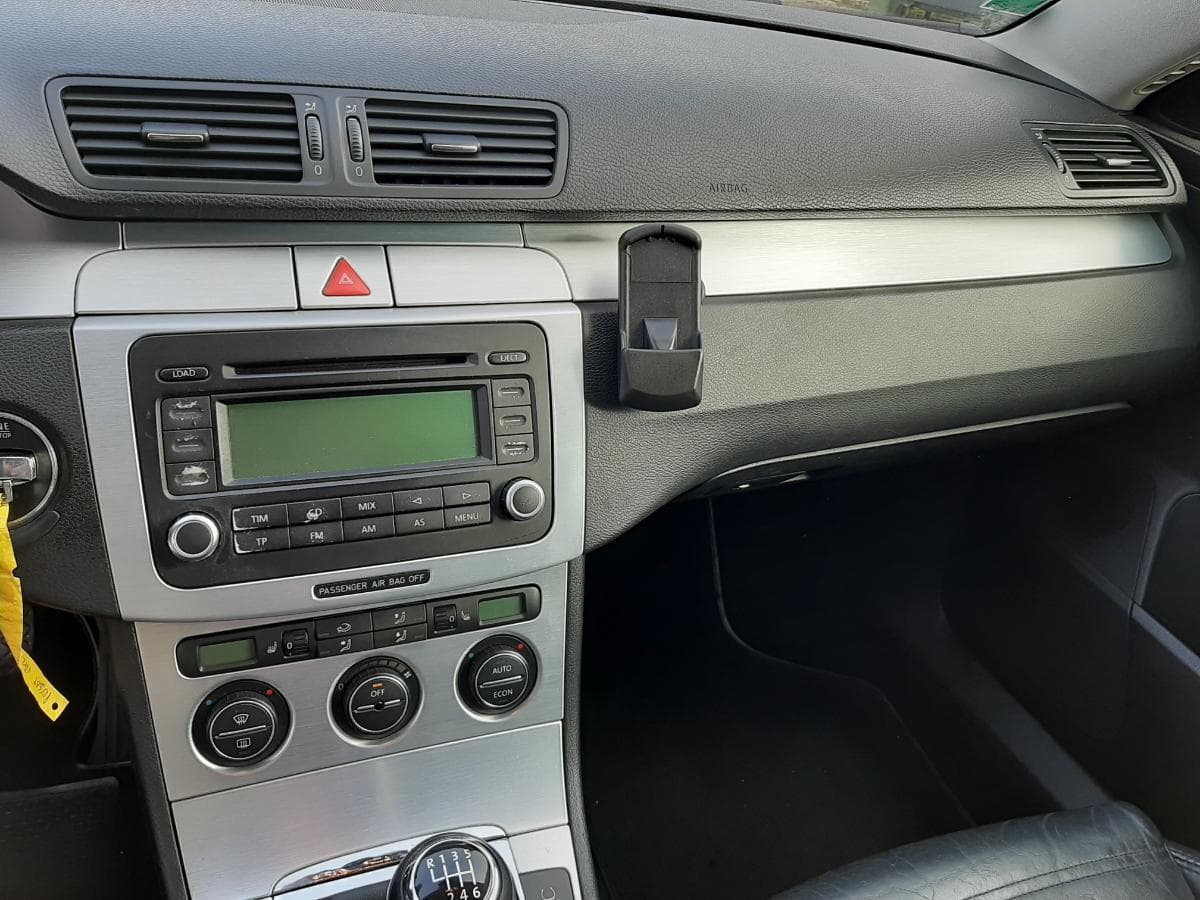 Volkswagen Passat 2.0 TDI · Ano 2005 — imagem 16