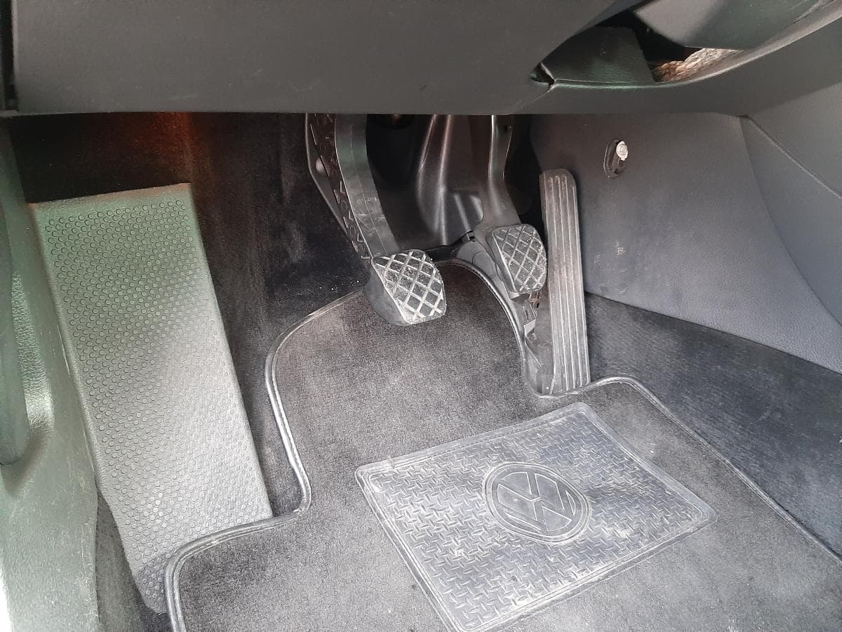 Volkswagen Passat 2.0 TDI · Ano 2005 — imagem 21
