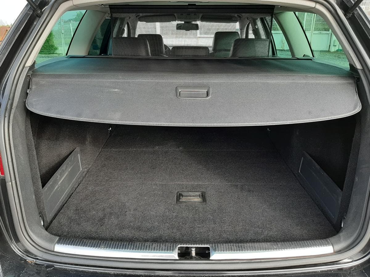Volkswagen Passat 2.0 TDI · Ano 2005 — imagem 9