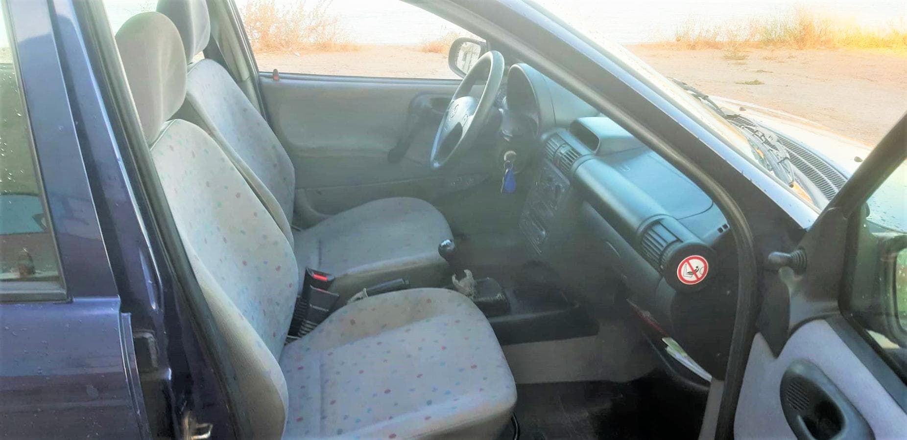 Opel Corsa 15 TD — imagem 9