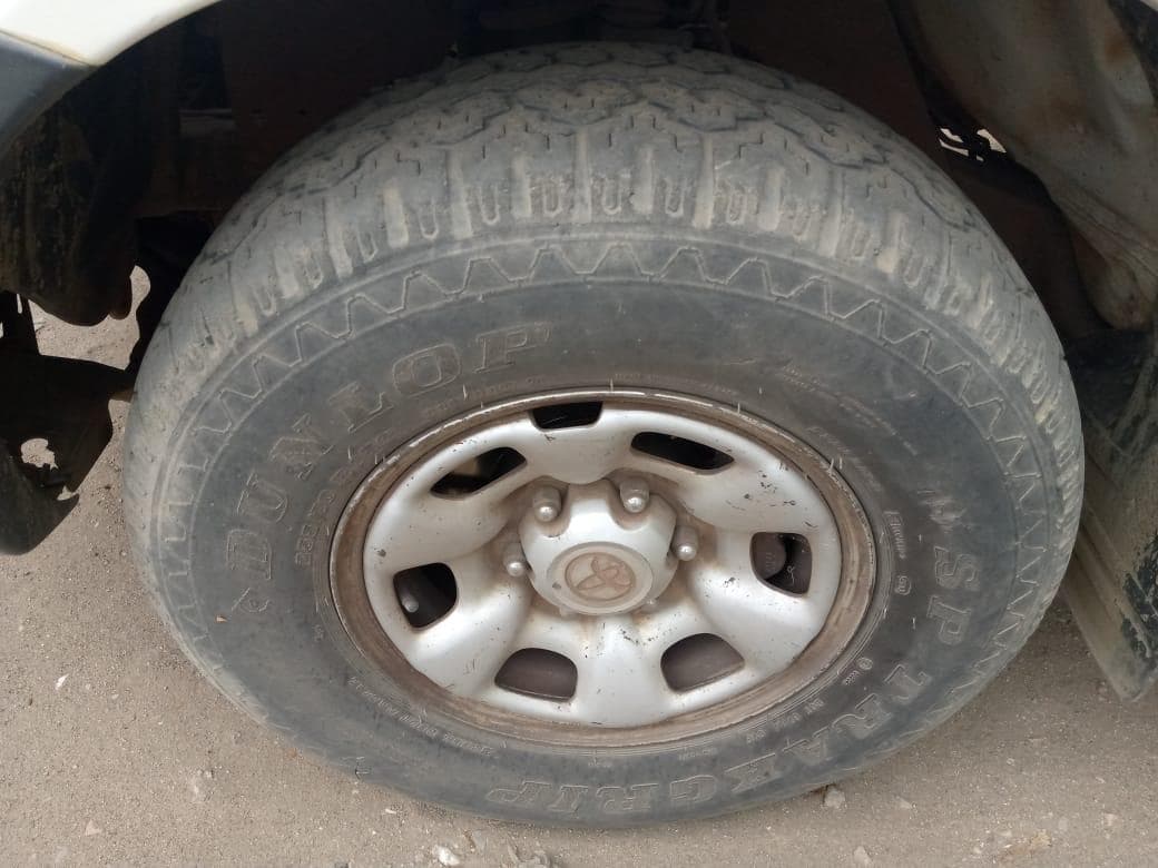 Toyota Hilux 3.0 D4D Dupla cabine 4X2 · — imagem 10
