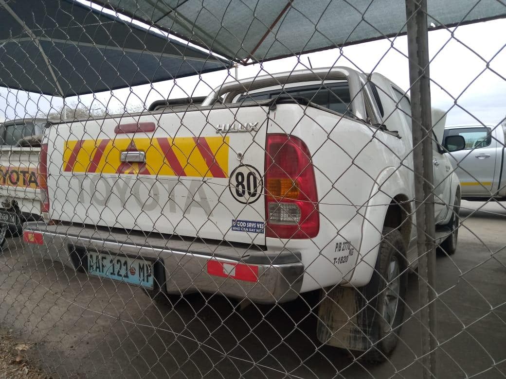 Toyota Hilux 3.0 D4D 4X2 Dupla cabine · — image 7