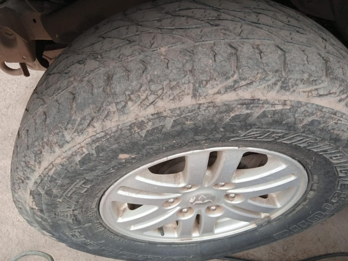 Mitsubishi L200 2.5 GL 4 X 4 Dupla cabine · — imagem 3