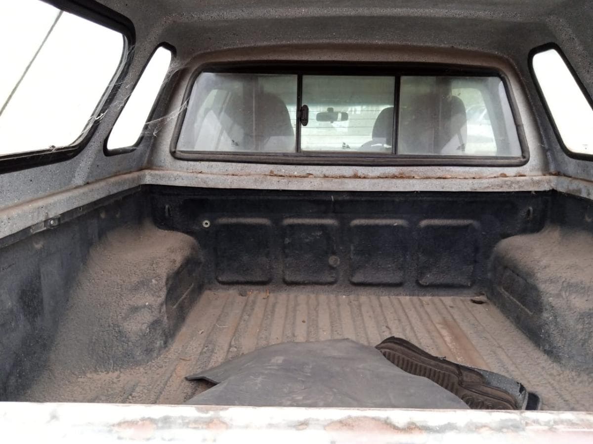 Mitsubishi L200 2.5 GL 4 X 4 Dupla cabine · — imagem 13