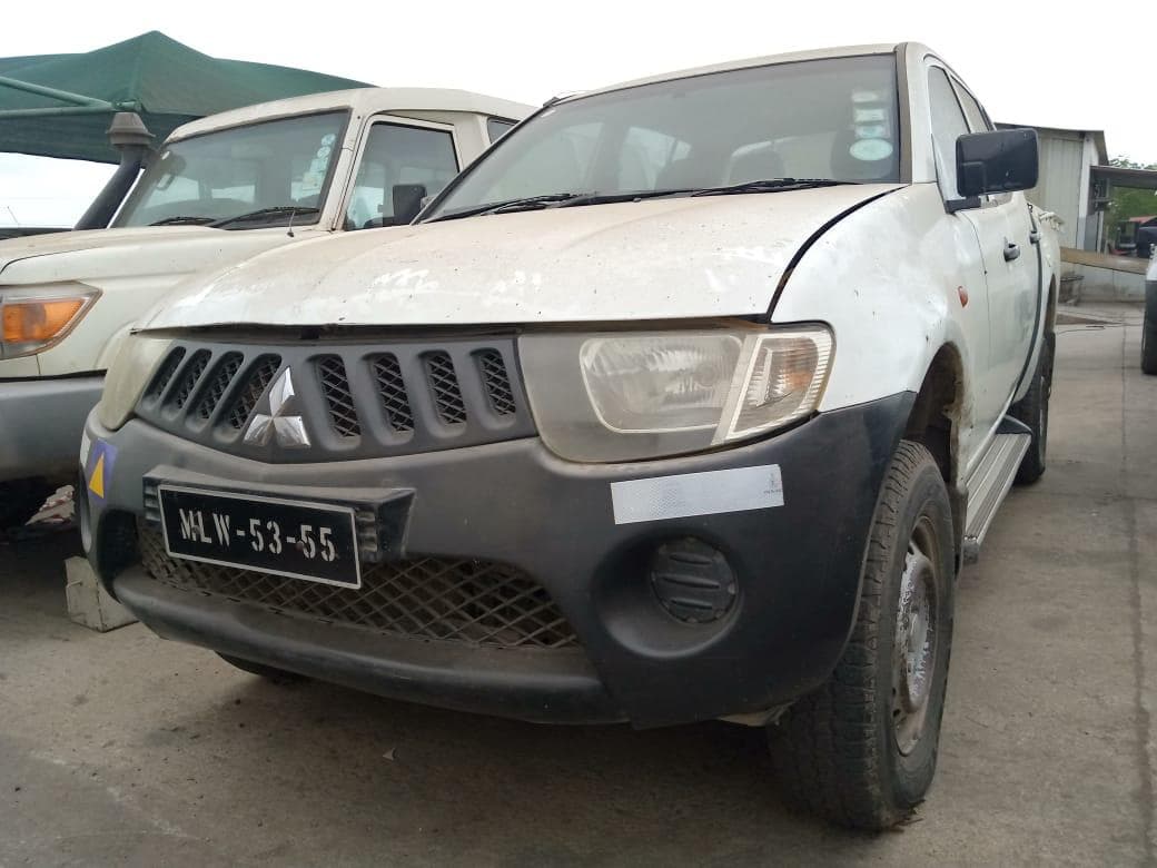 Mitsubishi L200 2.5 GL 4 X 4  · — imagen 3