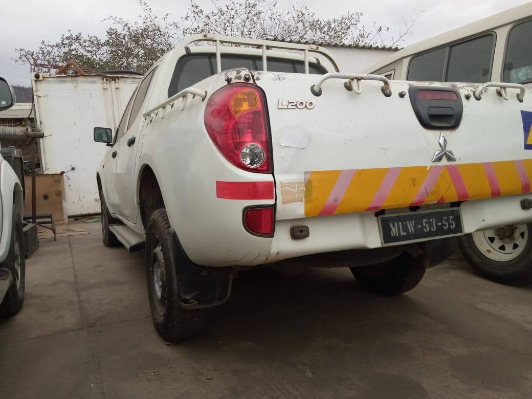 Mitsubishi L200 2.5 GL 4 X 4  · — imagen 13
