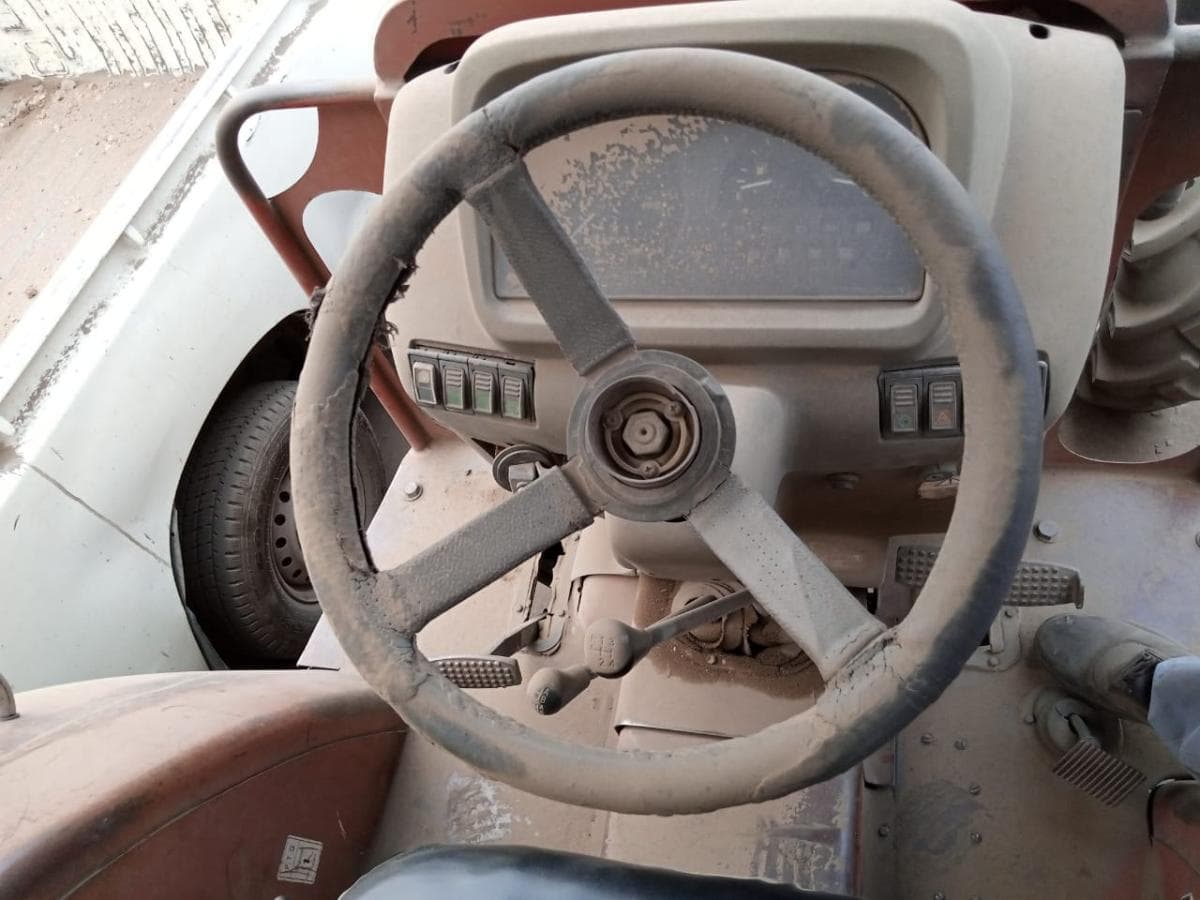 Tractor Foton FT 704  · — imagem 5