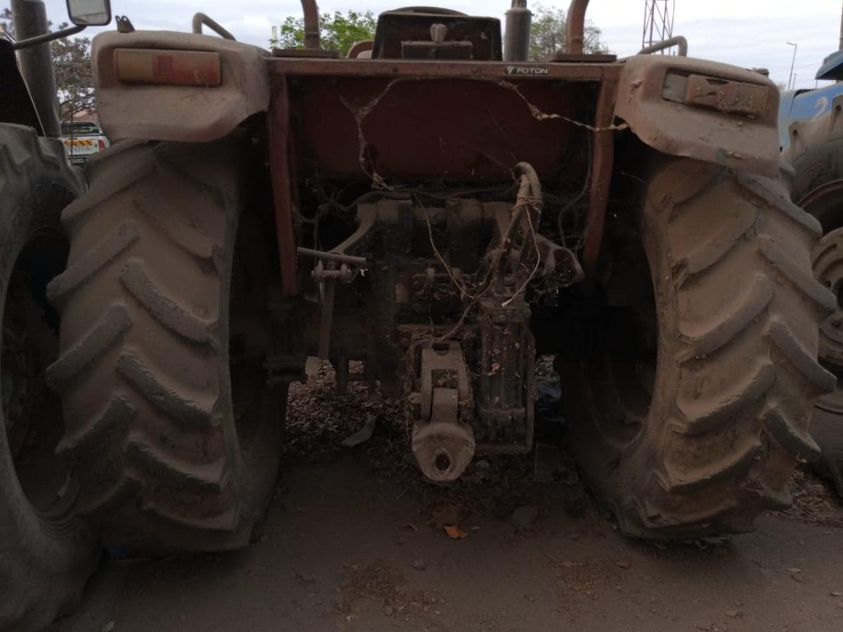 Tractor Foton FT 704  · — imagem 10
