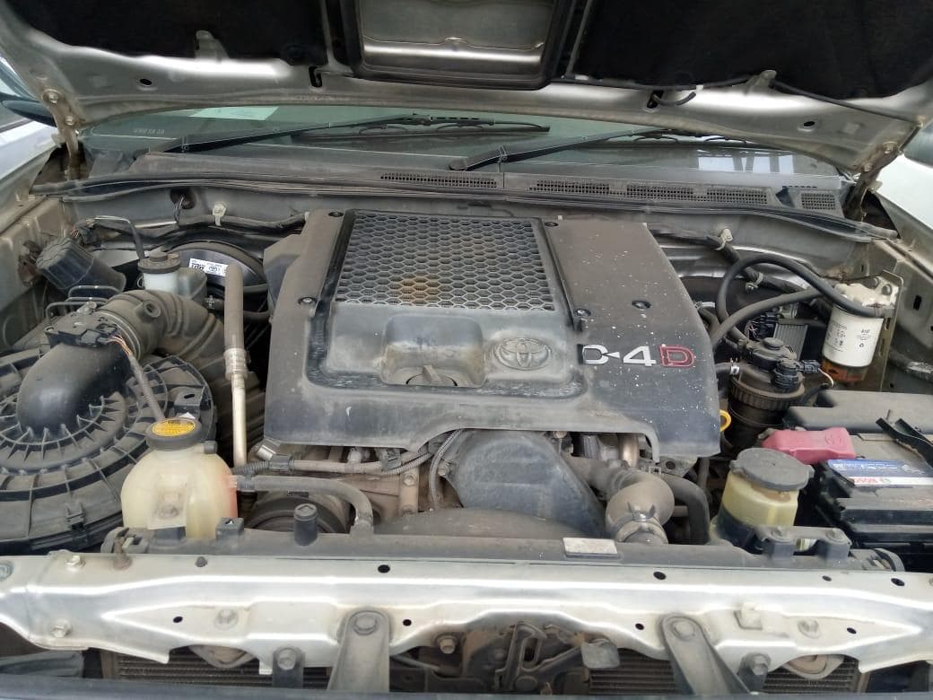 Toyota Fortuner 4WD · — image 5