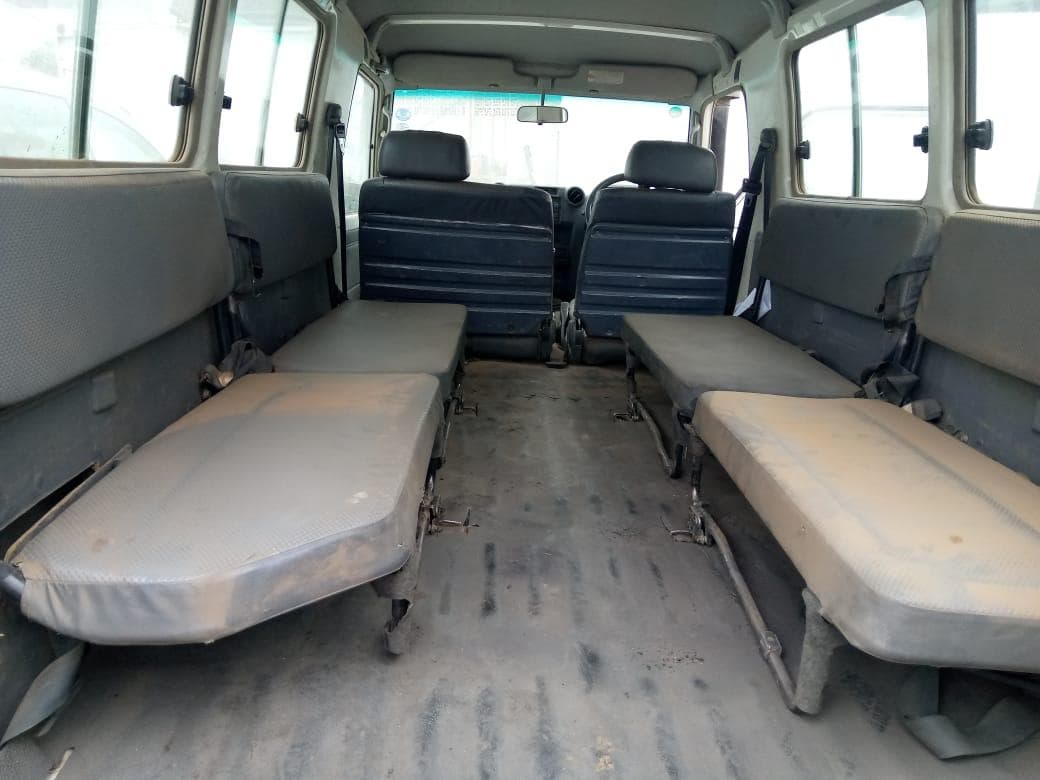 Toyota Land Cruiser  HARDTOP 4.2D 4x4 · — imagem 4