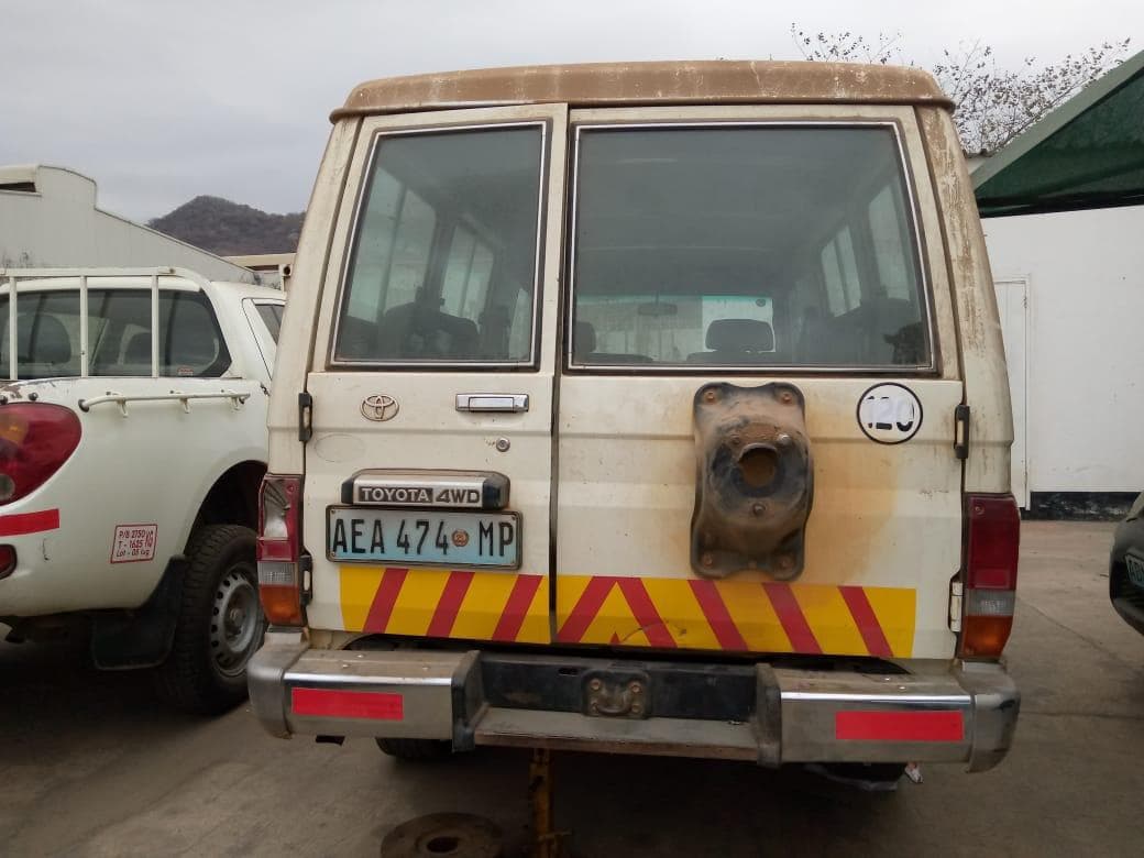 Toyota Land Cruiser  HARDTOP 4.2D 4x4 · — imagem 5