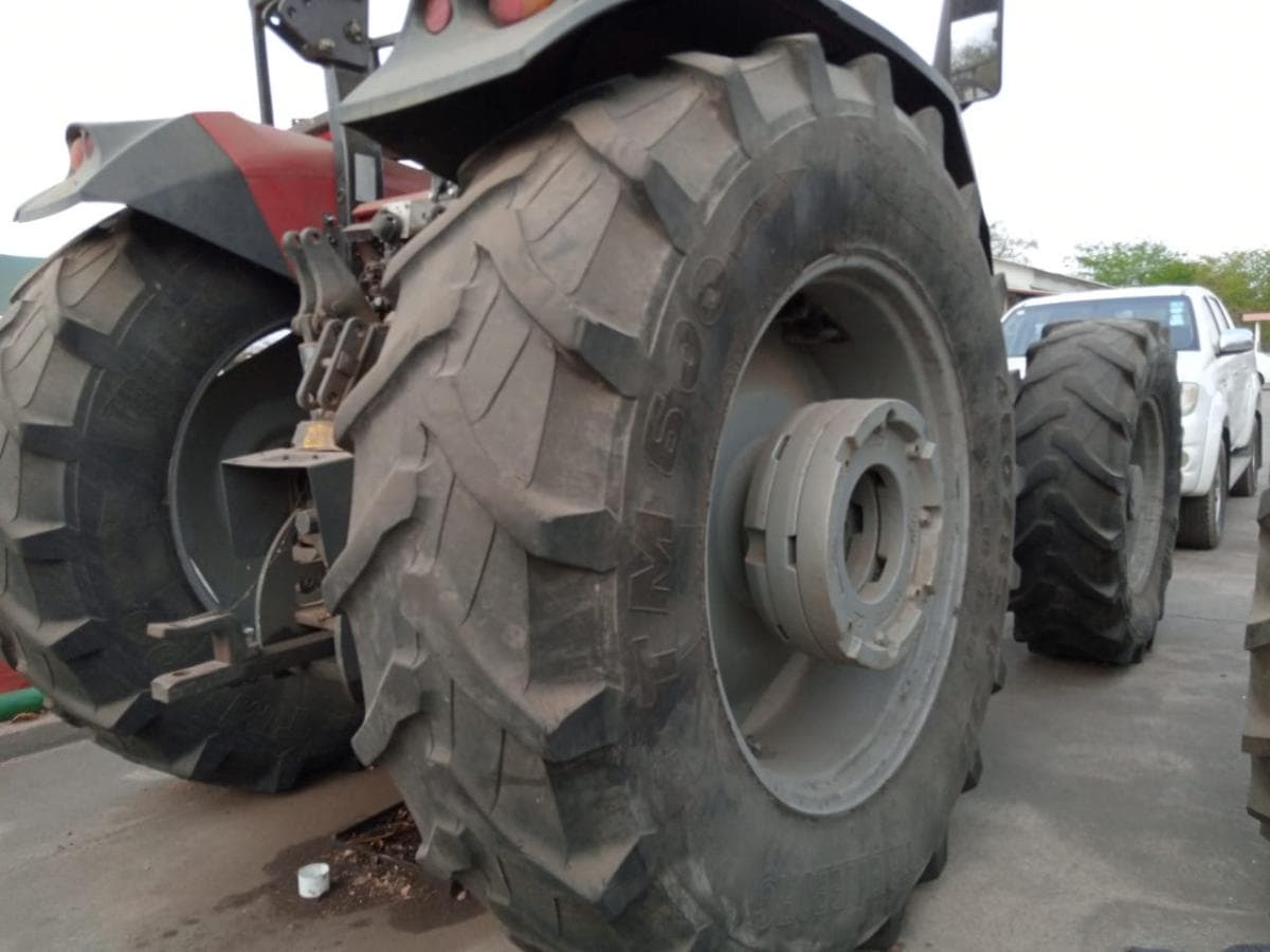 Tractor Massey Ferguson · — image 4