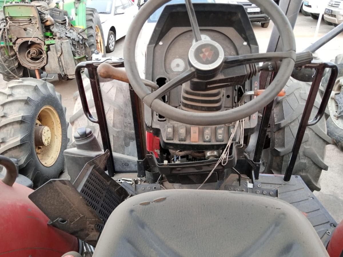 Tractor Massey Ferguson · — image 6