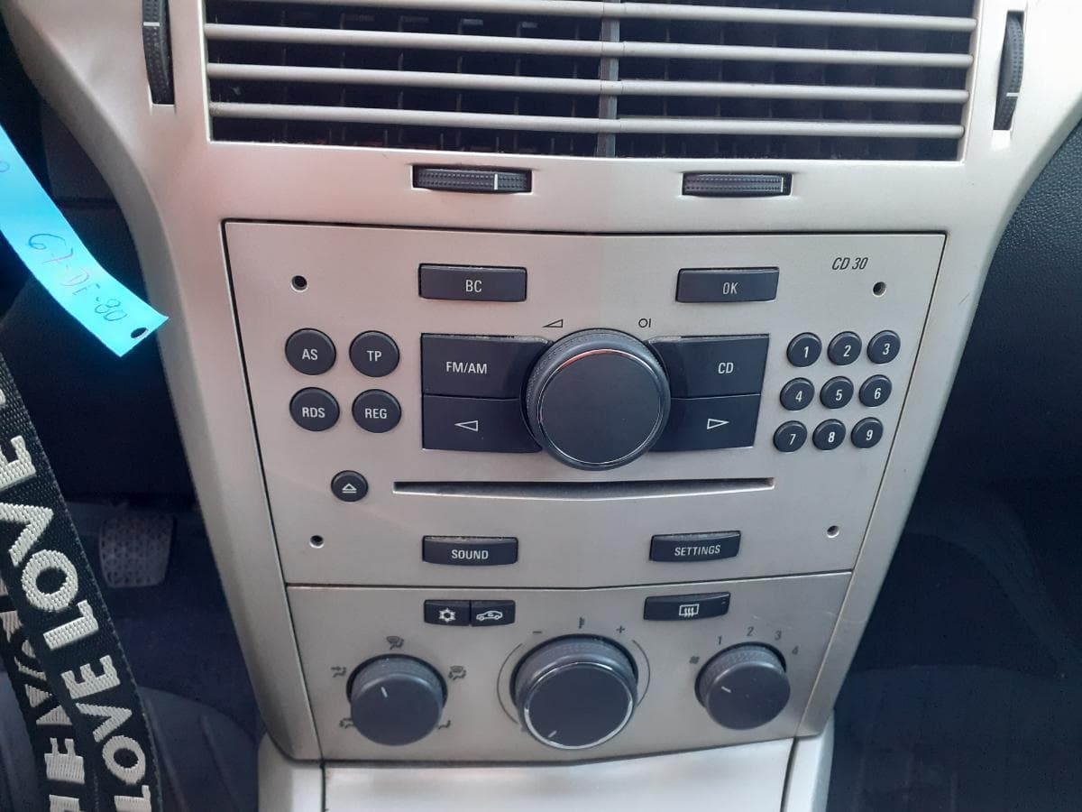 Opel Astra Caravan 1.3 CDTI · Ano 2007 — imagem 14