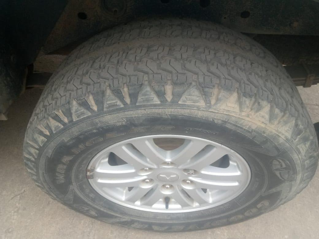 Mitsubishi L200 2.5 GL dupla cabine 4 X 4 · — imagem 9