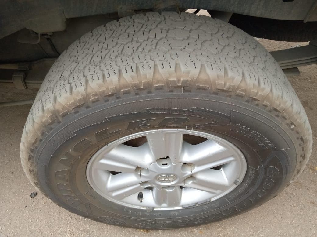 Toyota Hilux 3,0 D4D 4X2 cabine simples · — imagen 6